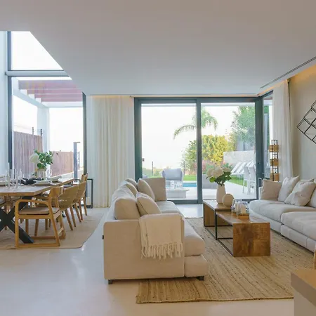 Villa Amazing In Hill Marbella *