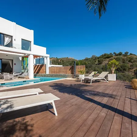 Amazing In Hill Marbella Villa