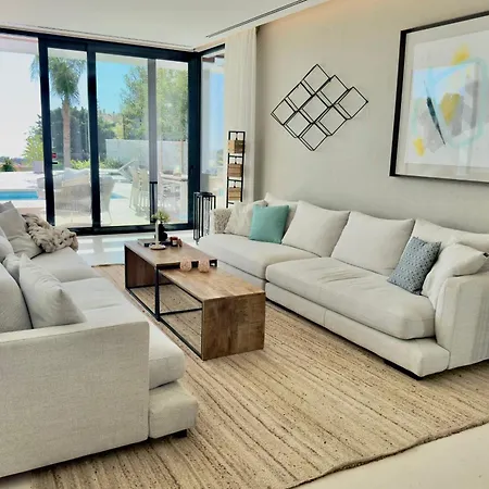 Amazing In Hill Marbella Villa *